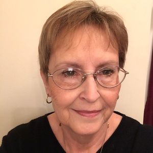 Meet your Posher, Janet